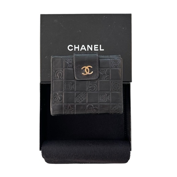 Authentic CHANEL Black Lambskin Leather Lucky Charms Embossed Bifold Wallet - Picture 3 of 16